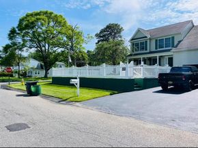 30 Lakeview Drive, Mastic Beach NY 11951