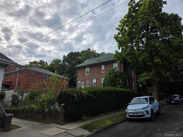 128 Parkway N, Yonkers NY 10704