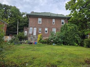 128 Parkway N, Yonkers NY 10704