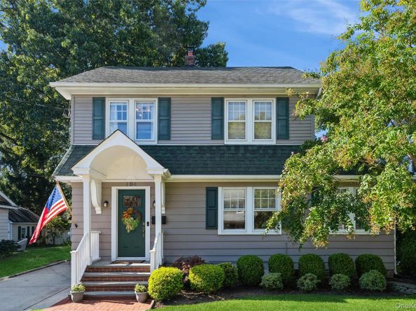 104 Cedar Avenue, Rockville Centre NY 11570