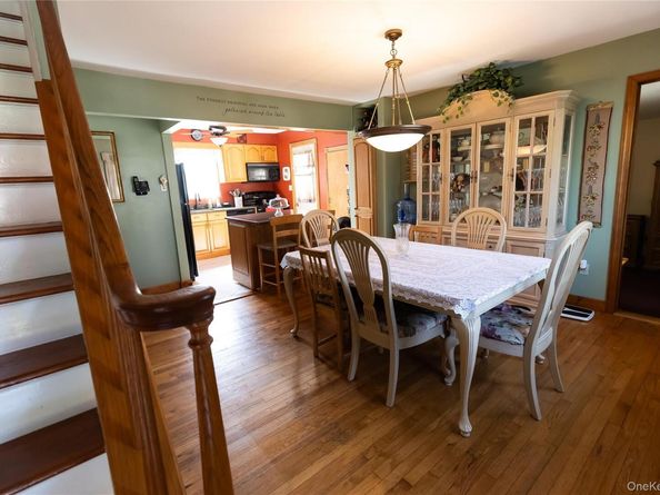 404 Kensington Court, Copiague NY 11726