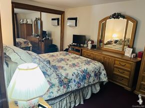404 Kensington Court, Copiague NY 11726