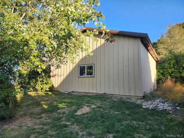 199 Shade Tree Lane, Aquebogue NY 11931