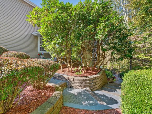 134 Hitching Post Lane, Yorktown Heights NY 10598