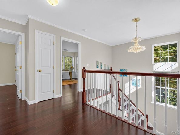 134 Hitching Post Lane, Yorktown Heights NY 10598