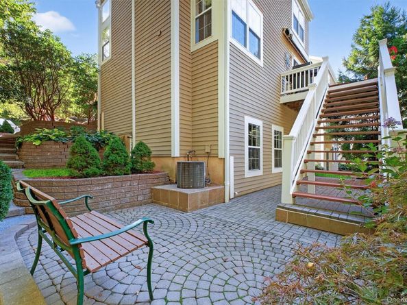 134 Hitching Post Lane, Yorktown Heights NY 10598
