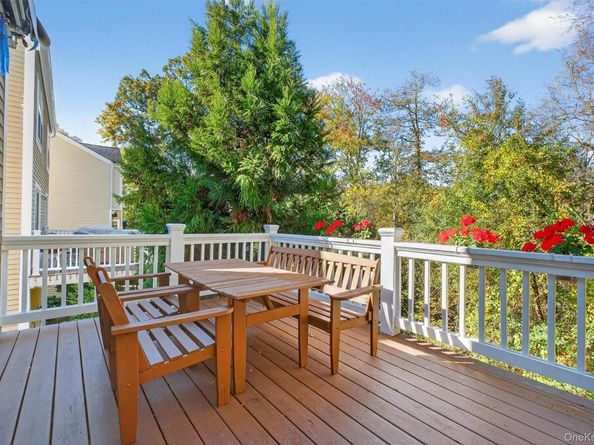 134 Hitching Post Lane, Yorktown Heights NY 10598