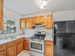 25701 149th Road, Rosedale NY 11422