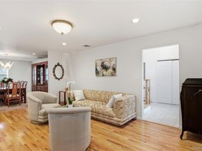 17 Highland Terrace, Manhasset NY 11030