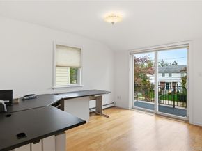 17 Highland Terrace, Manhasset NY 11030