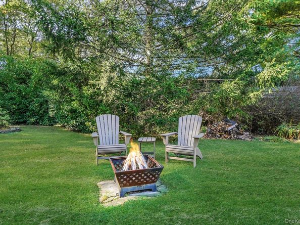 394 Cedarhurst Street, Islip Terrace NY 11752