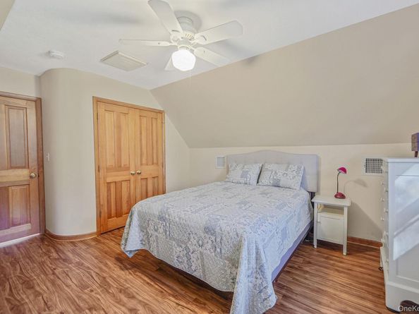 394 Cedarhurst Street, Islip Terrace NY 11752