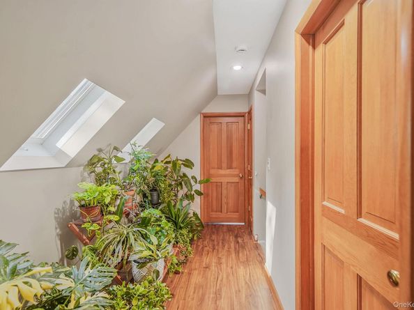 394 Cedarhurst Street, Islip Terrace NY 11752