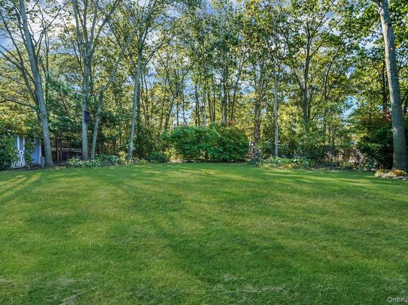 394 Cedarhurst Street, Islip Terrace NY 11752