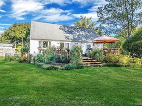 394 Cedarhurst Street, Islip Terrace NY 11752
