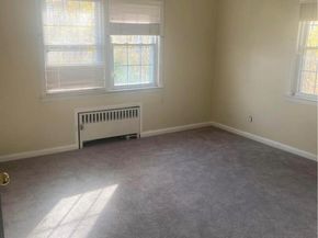 211 Mineola Avenue, Carle Place NY 11514
