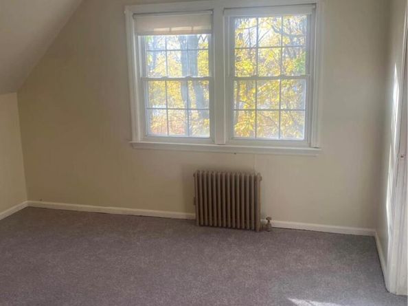 211 Mineola Avenue, Carle Place NY 11514