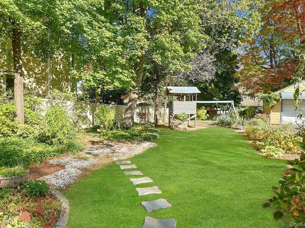 151 Benedict Avenue, Thornwood NY 10594