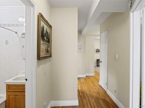 120 Morris Avenue B5, Rockville Centre NY 11570