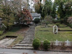 55 Woodhull Landing Road, Sound Beach NY 11789