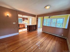 55 Woodhull Landing Road, Sound Beach NY 11789