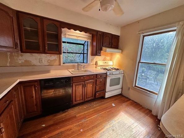 55 Woodhull Landing Road, Sound Beach NY 11789