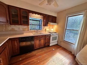 55 Woodhull Landing Road, Sound Beach NY 11789