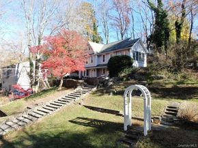 55 Woodhull Landing Road, Sound Beach NY 11789