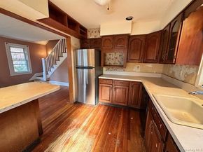 55 Woodhull Landing Road, Sound Beach NY 11789