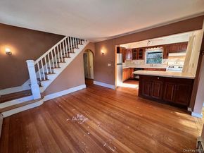 55 Woodhull Landing Road, Sound Beach NY 11789