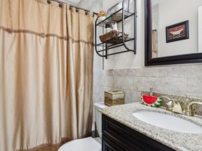 40 Elm Street, Hicksville NY 11801