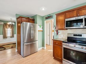 40 Elm Street, Hicksville NY 11801