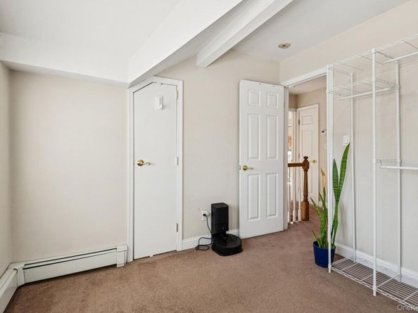 40 Elm Street, Hicksville NY 11801