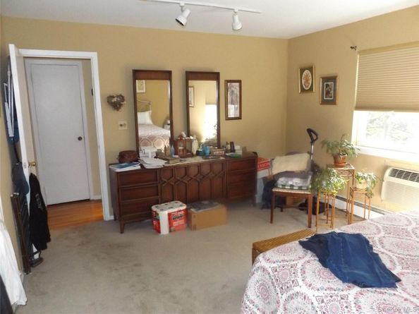 130-2D Church Street 2D, Kings Park NY 11754