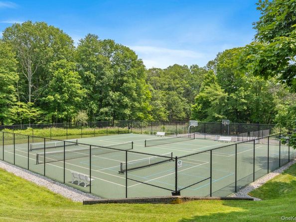 170 Arbor Crest, Somers NY 10589