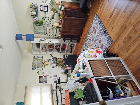 26 Mitchell Avenue, Babylon NY 11702