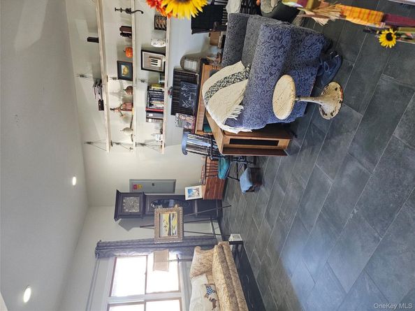 26 Mitchell Avenue, Babylon NY 11702