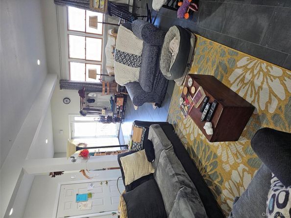 26 Mitchell Avenue, Babylon NY 11702