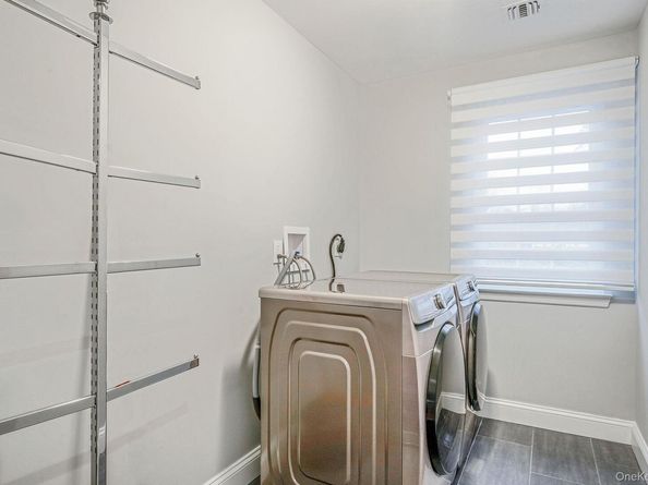 152 Wood, Centereach NY 11720