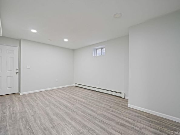 152 Wood, Centereach NY 11720