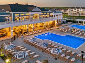 21105 Aspenwood Drive, Plainview NY 11803