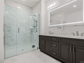 21105 Aspenwood Drive, Plainview NY 11803