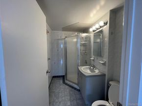 54-09 108th Street 6A, Corona NY 11368
