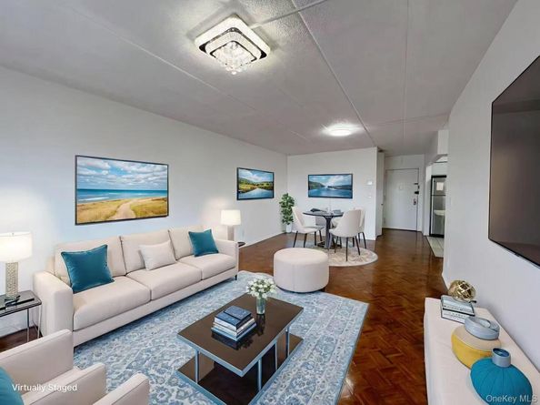 54-09 108th Street 6A, Corona NY 11368