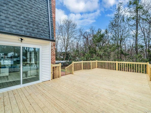 3 Lilac Lane, Port Jefferson Station NY 11776