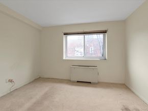 30 Barstow Road 3A, Great Neck NY 11021