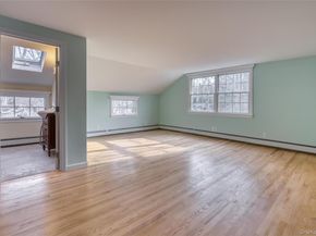 65 Greenway W, Orient NY 11957