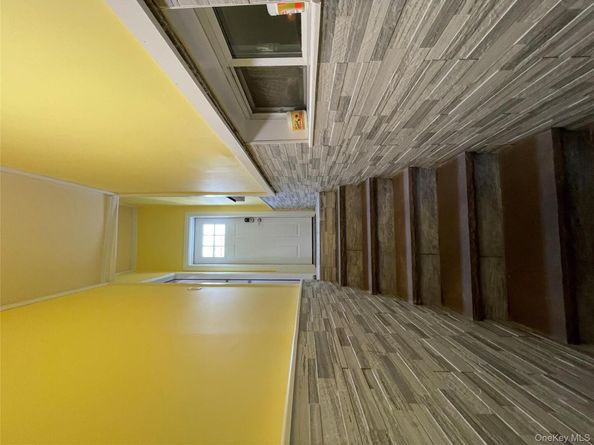 310 Brookside Court, Copiague NY 11726