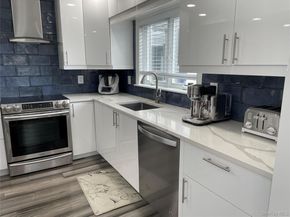 310 Brookside Court, Copiague NY 11726