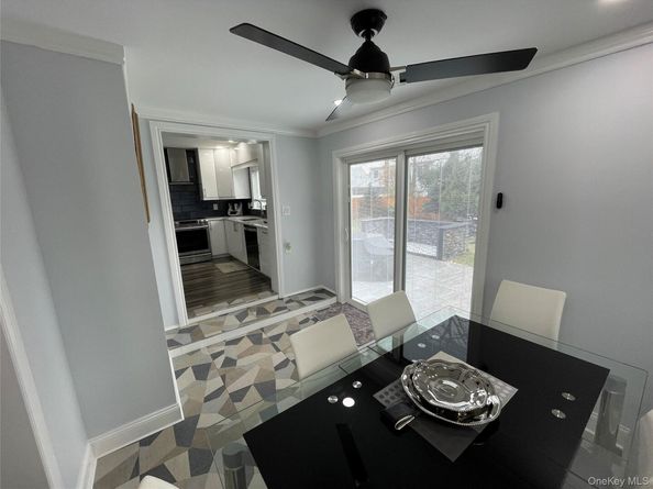 310 Brookside Court, Copiague NY 11726